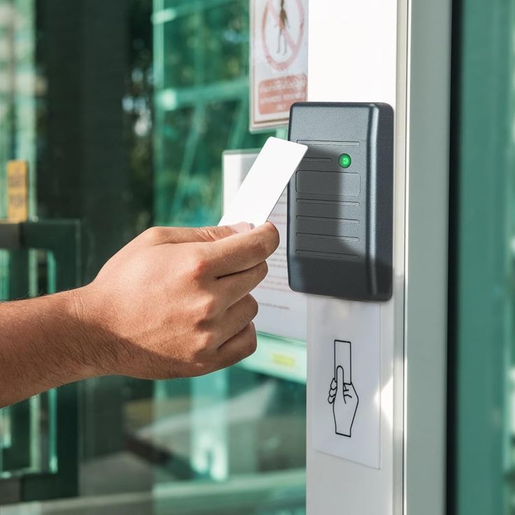 HID Signo access reader