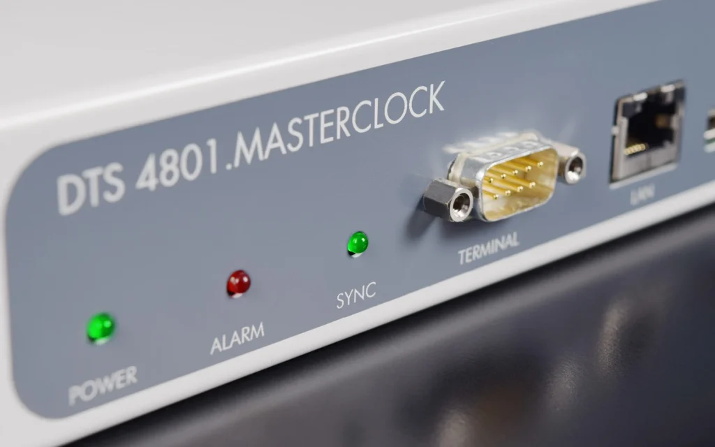 MOBATIME dts 4801.masterclock